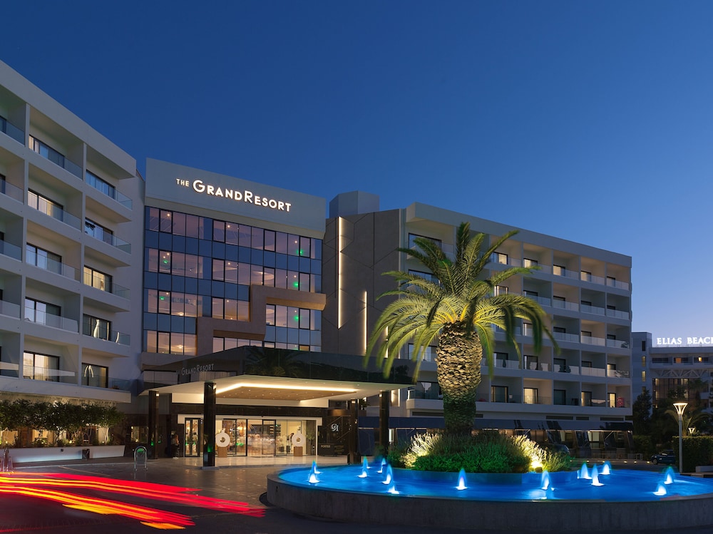 The GrandResort - Leonardo Limited Edition in LIMASSOL