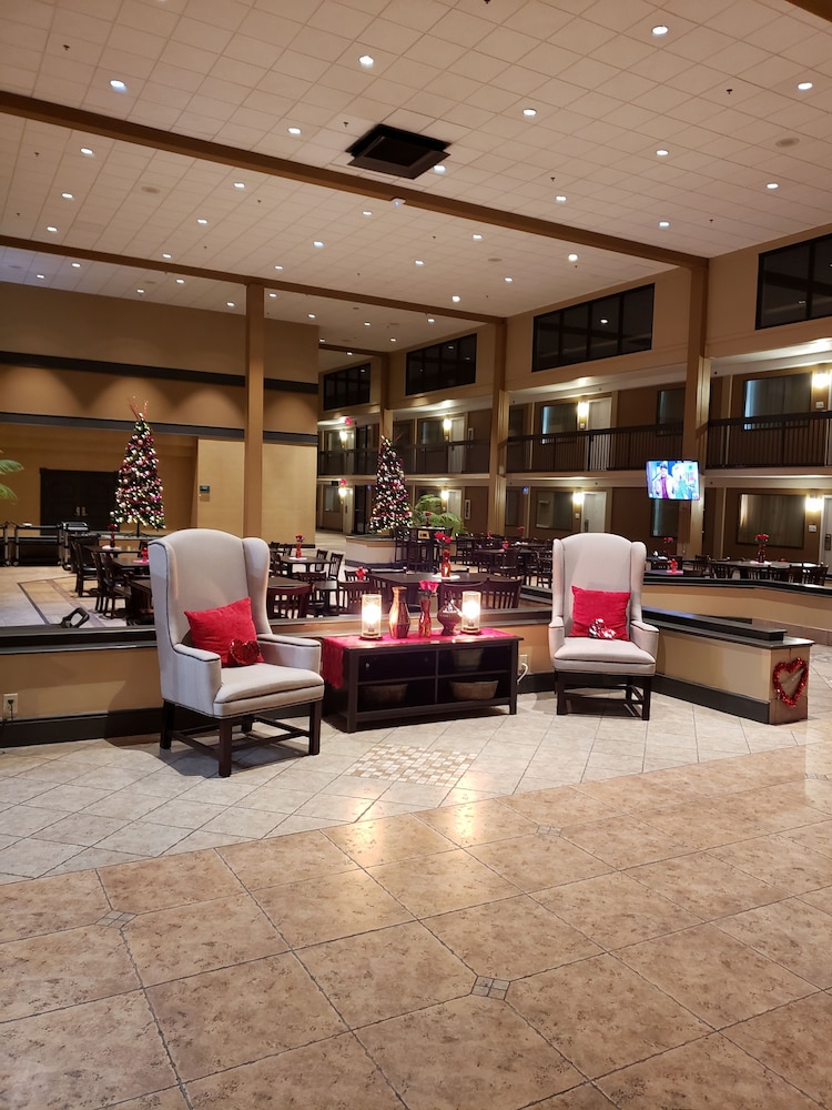 Ramada by Wyndham North Platte & Sandhills Convention Ctr 27/35