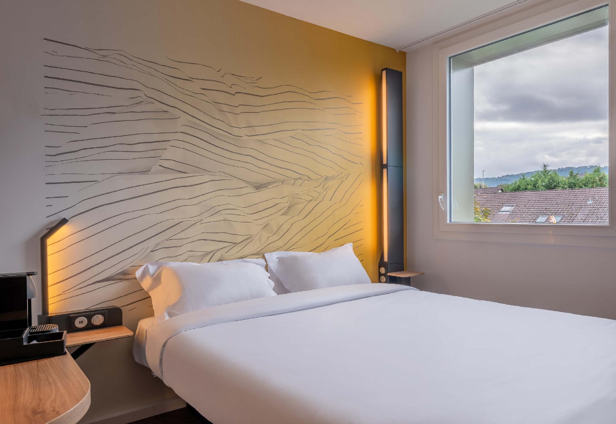 SUPERIOR, DOUBLE BED