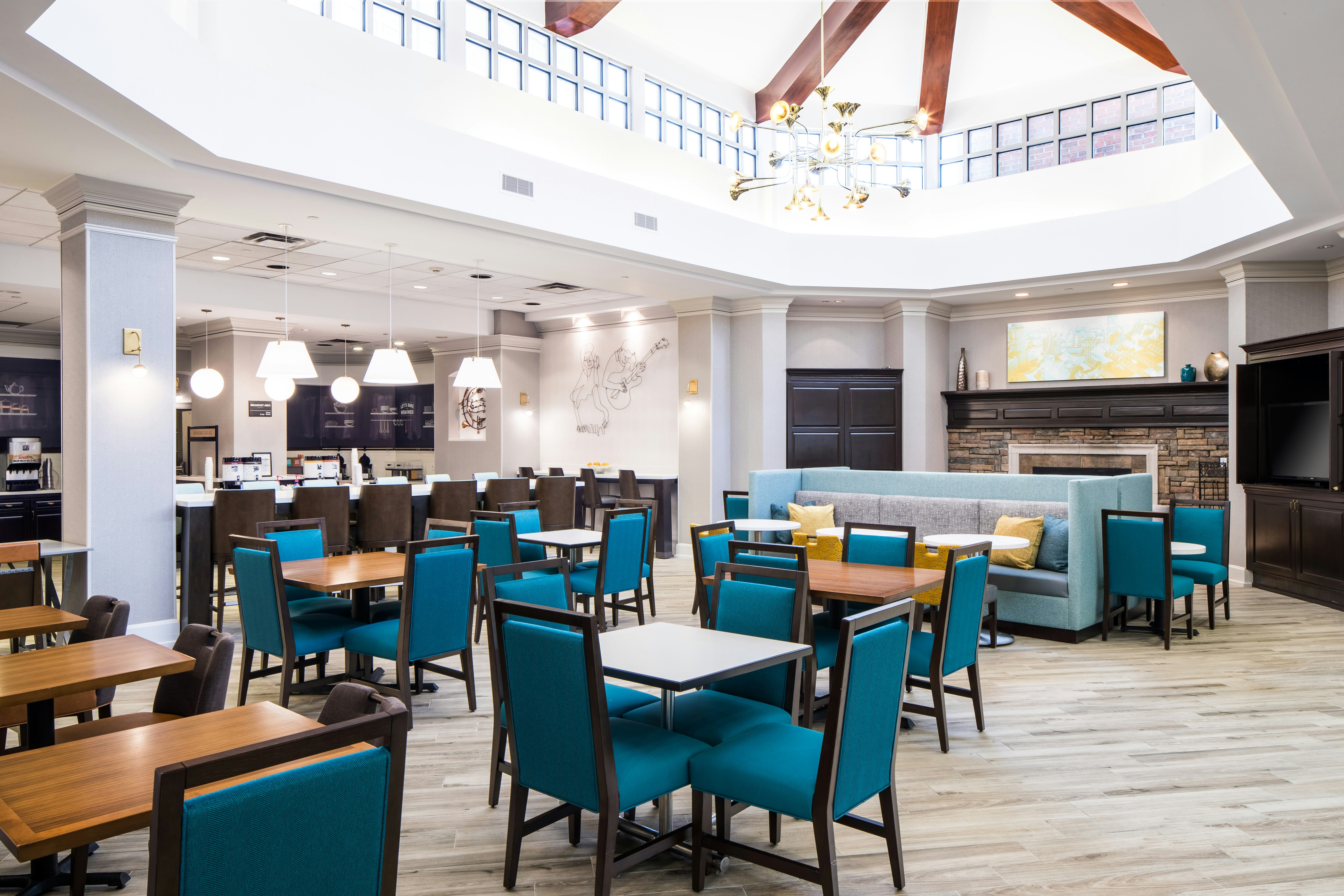 Hampton Inn Suites Memphis Beale Street 9/21