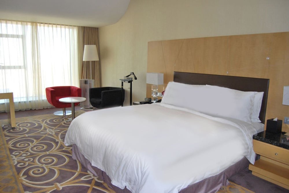 Crowne Plaza Tianjin Binhai 14/50