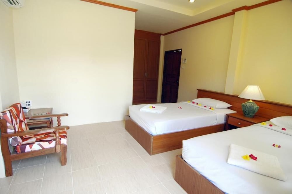 SUPERIOR, DOUBLE OR TWIN BED, GARDEN VIEW