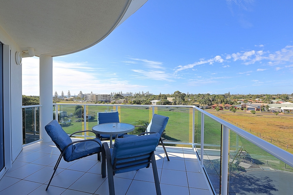 Koola Beach Apartments 51/63