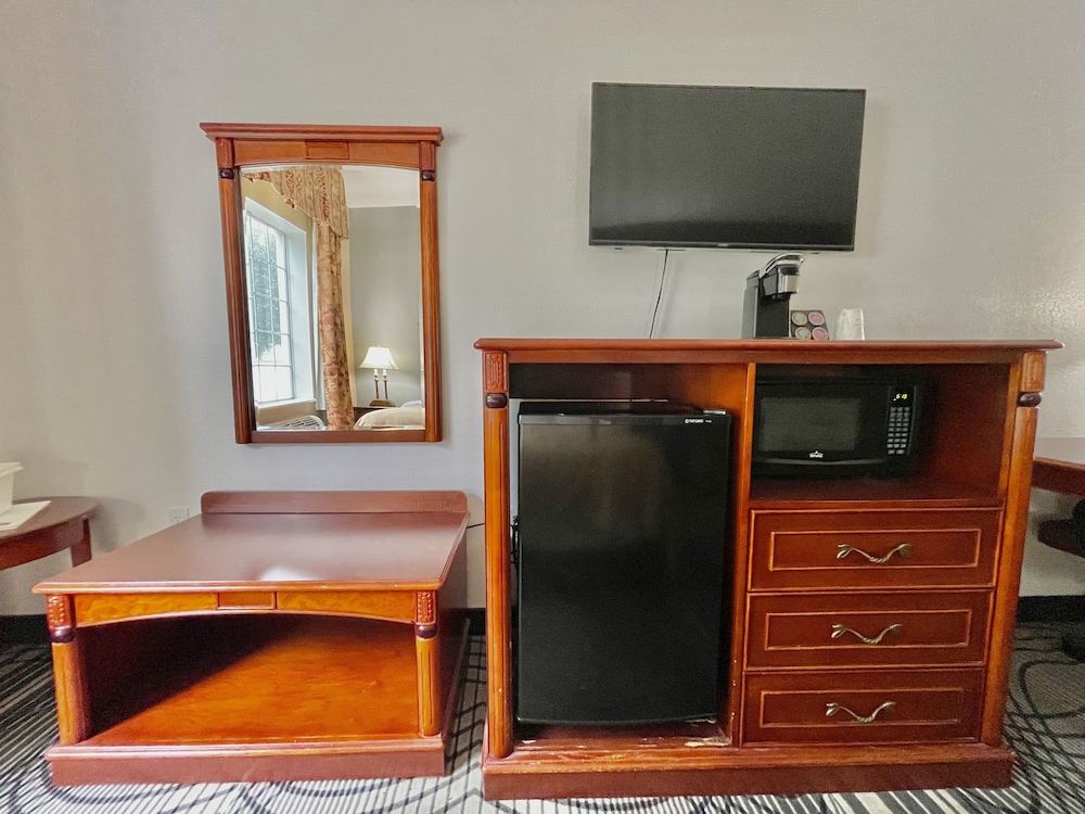 FairBridge Inn & Suites Cleburne 50/62