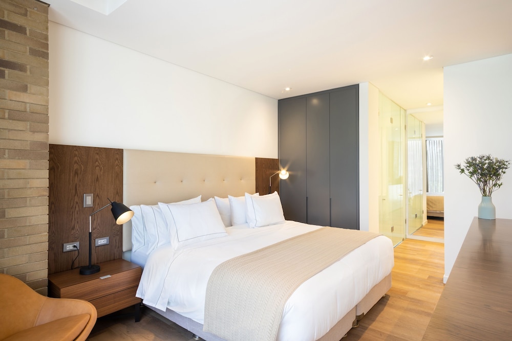 2 BEDROOMS, SUPERIOR, APARTMENT