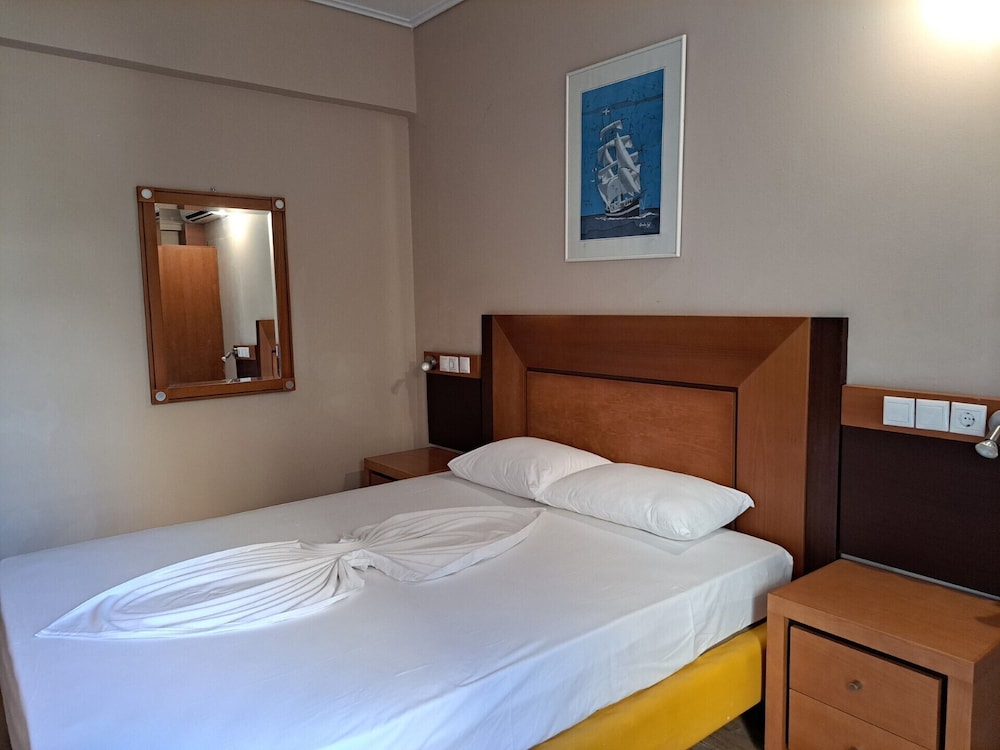 ROOM, SINGLE, DOUBLE BED