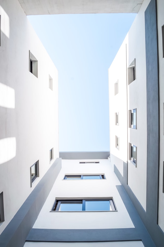 ACROPOLIS PLAZA SMART HOTEL in ATHENS