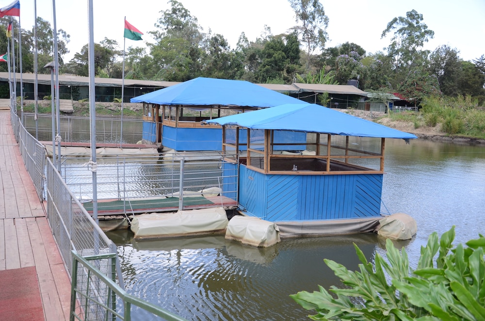 Stedmak Gardens And Recreation Centre 13/35