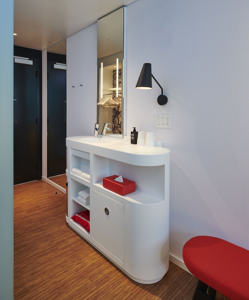 غرفة بسرير كينج في طابق مرتفع، citizenM Washington DC NoMa 10/10