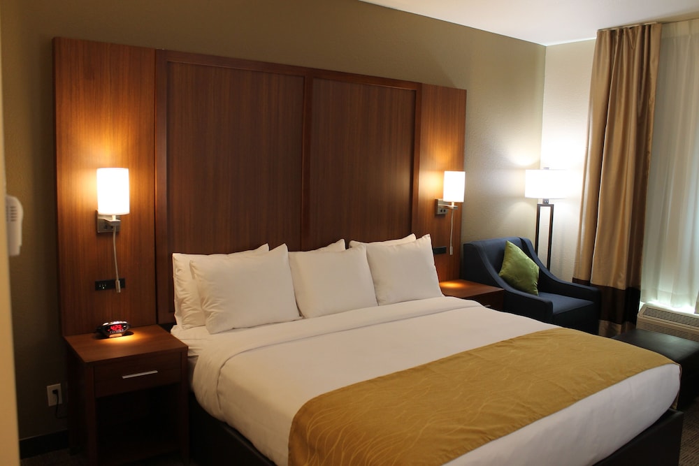 Standard, King Bed