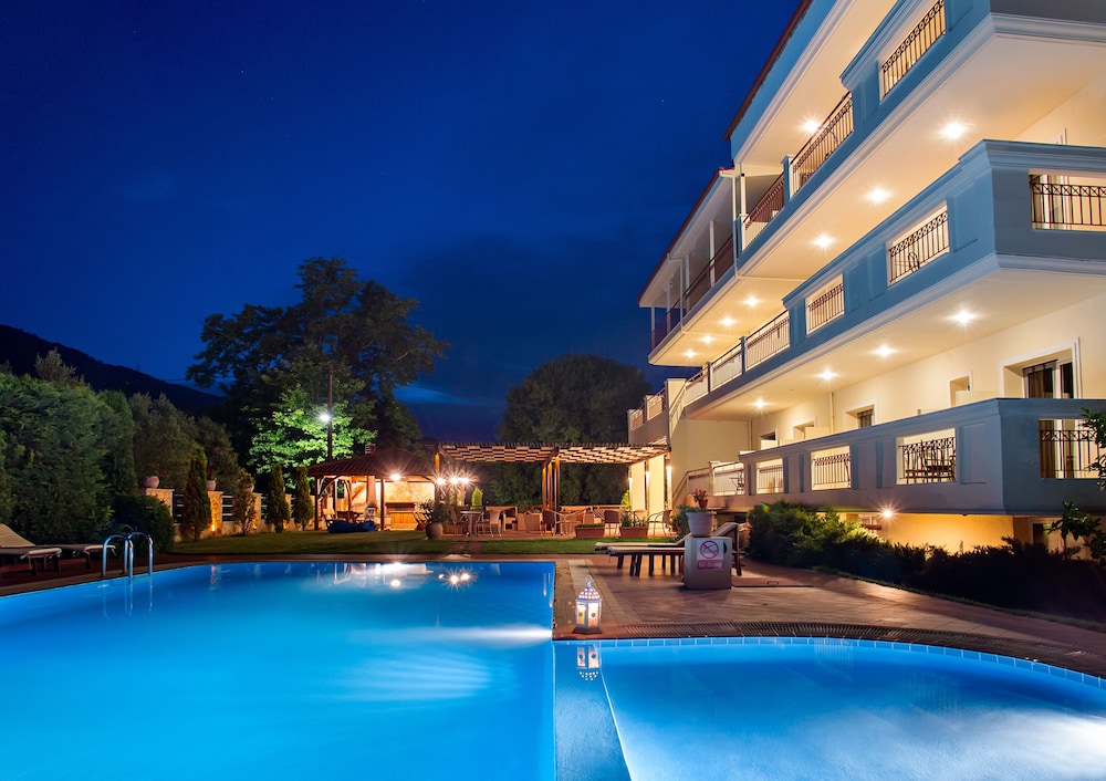 Electra Hotel 7/50