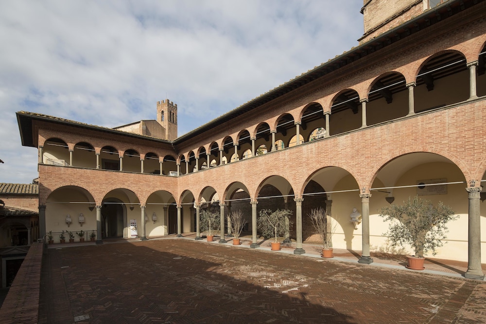Hotel Alma Domus 28/33