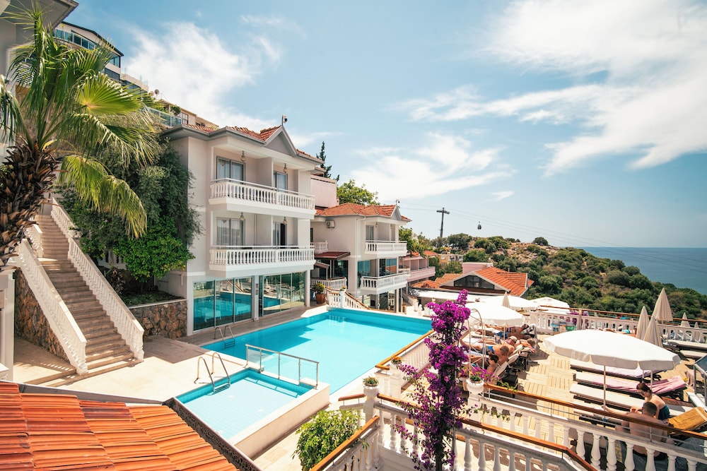 Sunny Hill Alya Hotel 44/53