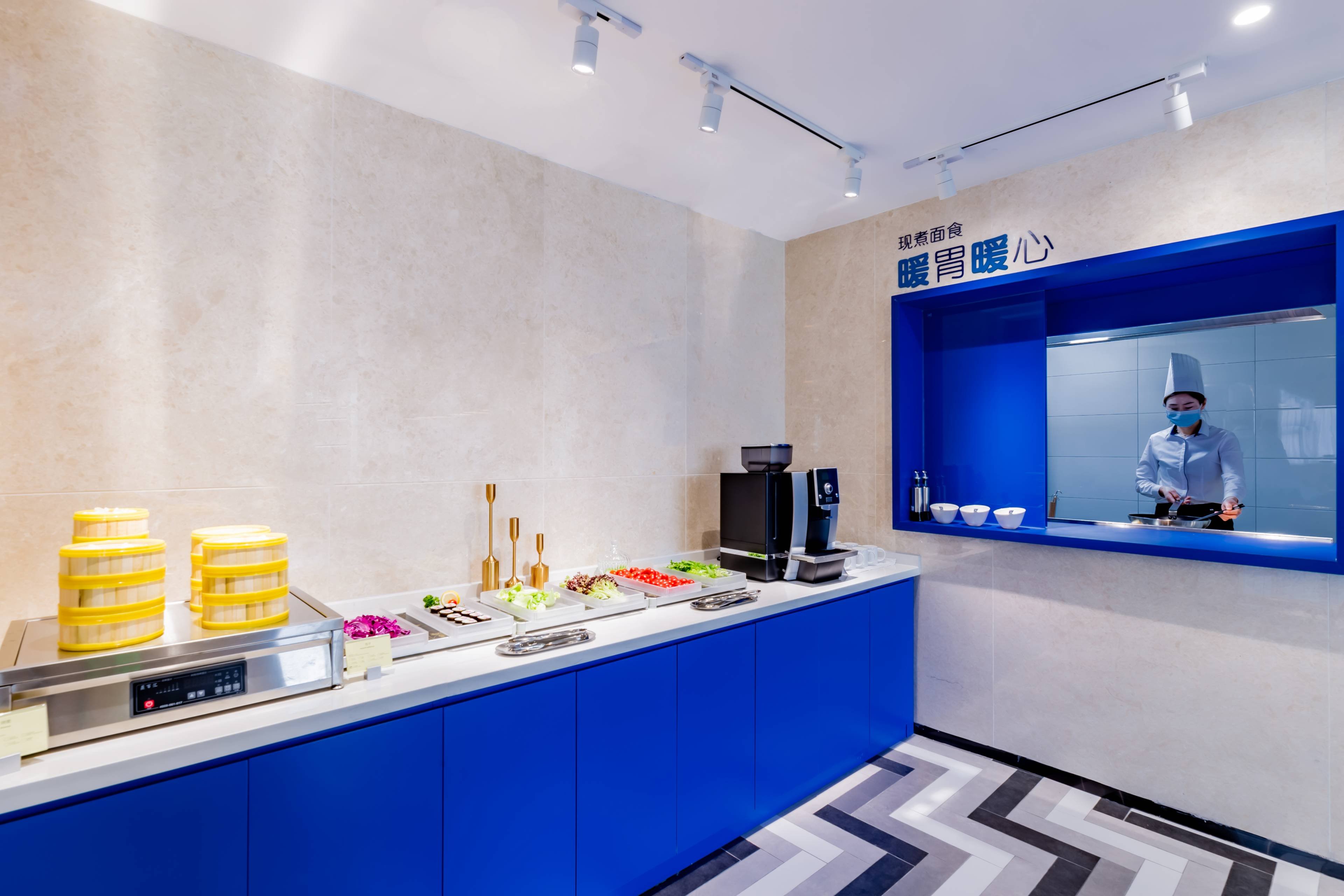 Holiday Inn Express Hohhot East Station 6/29