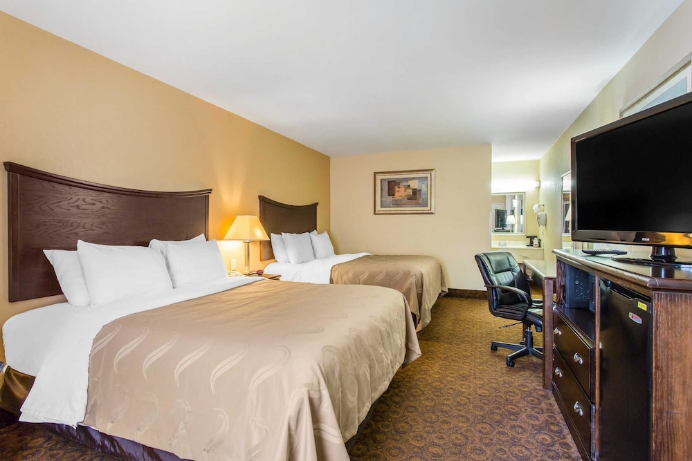 Quality Inn Ozona I-10 11/29