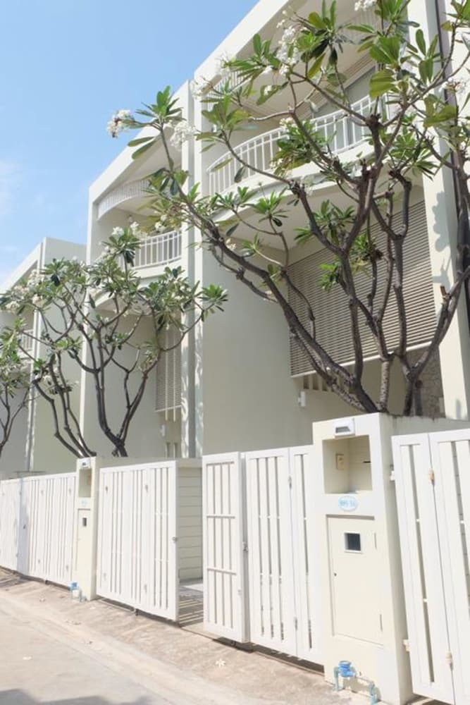 Baan Sea Talay 9/35