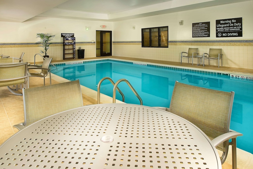 Hampton Inn Pampa 37/54
