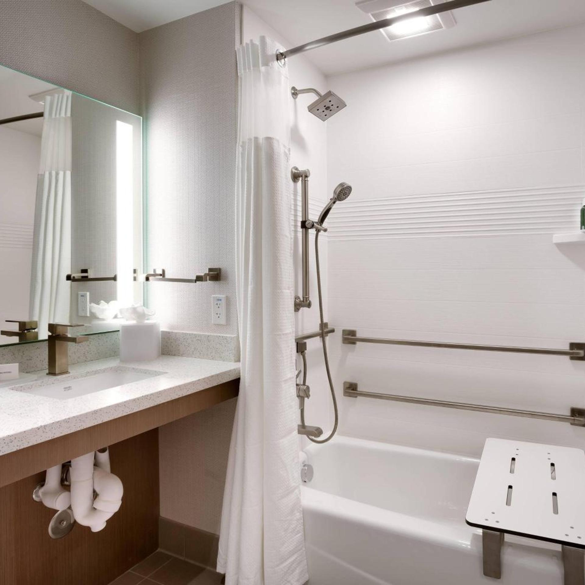 استوديو بسرير كوين مع أريكة لذوي الإعاقة، Towneplace Suites Los Angeles Lax Hawthorne 5/10