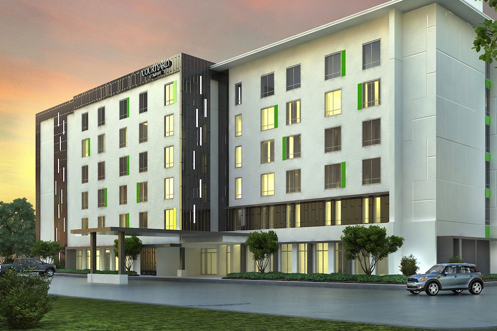 Courtyard by Marriott Lake City 5/50