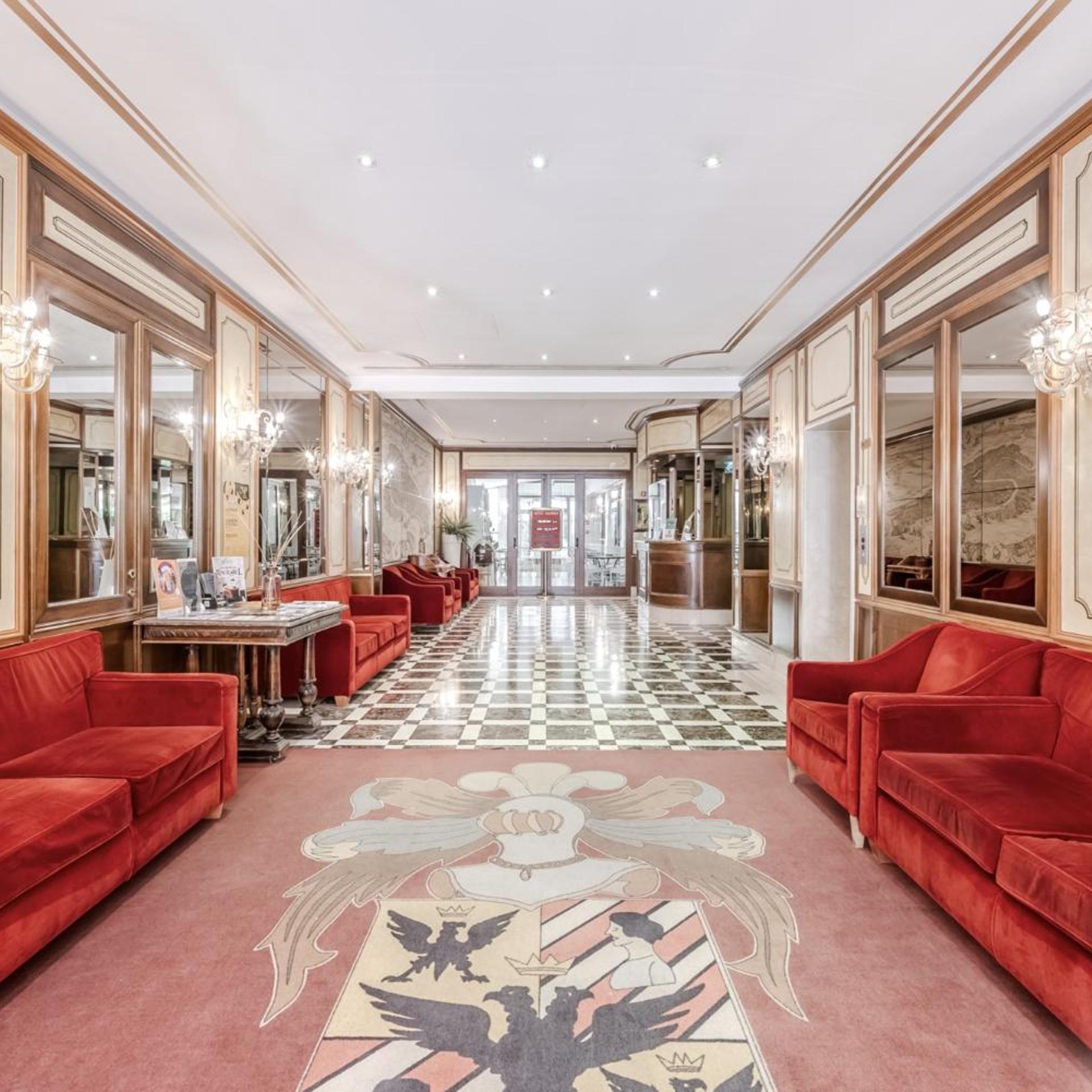 HOTIDAY Room Collection - Venezia Santa Lucia 5/50