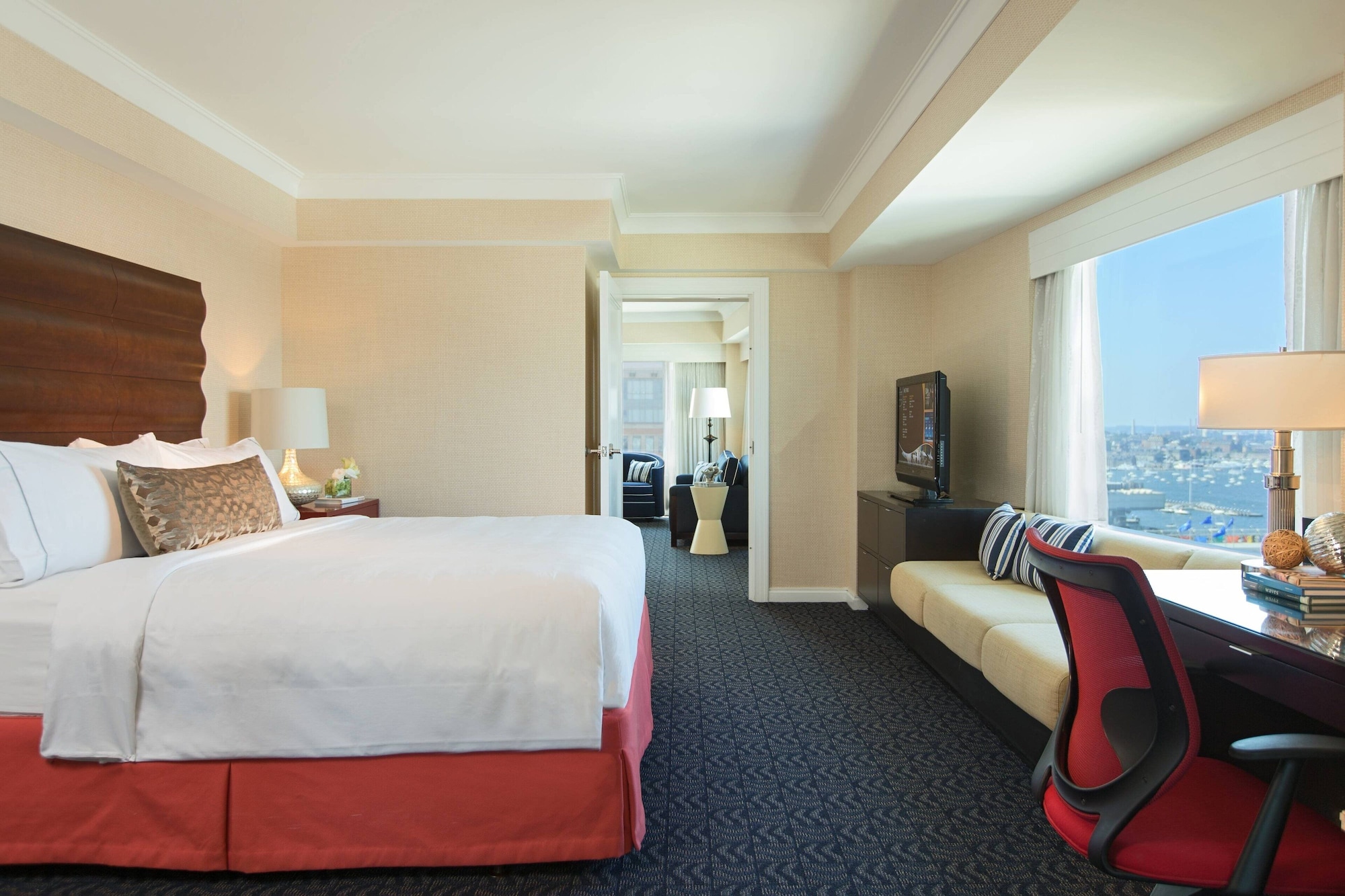 جناح رئاسي بسرير مزدوج بغرفة نوم واحدة