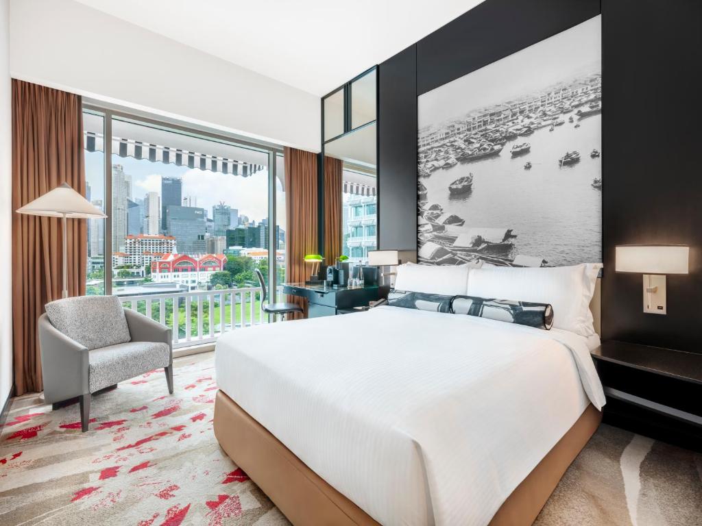 PREMIER ROOM