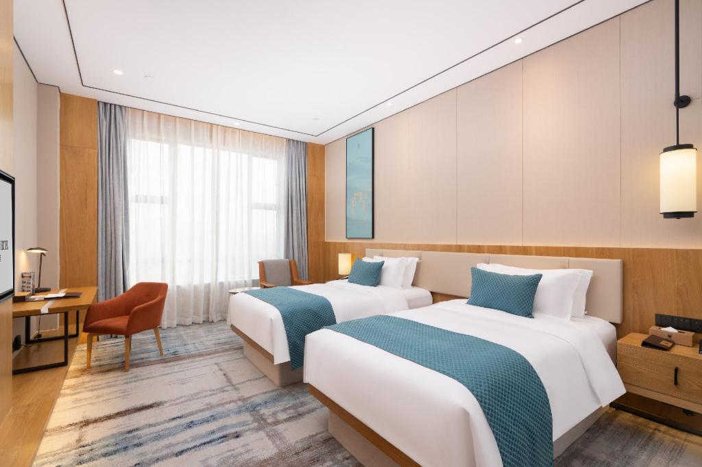Rezen Longuu Hotel (Zhaoqing Qixingyan scenic spot store) 6/48