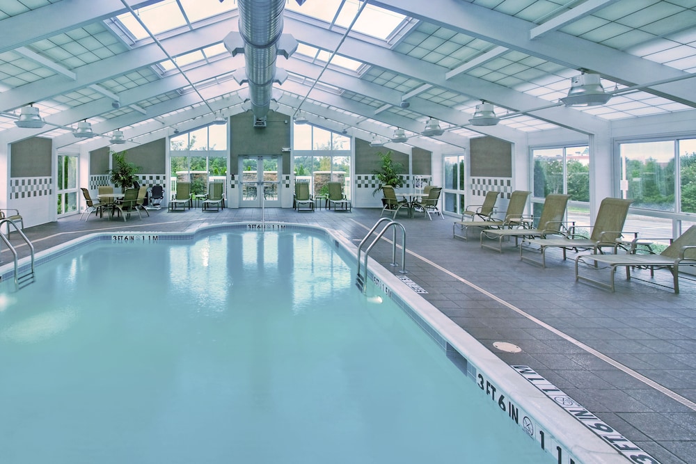 Holiday Inn Suites Memphis Wolfchase Galleria 3/79