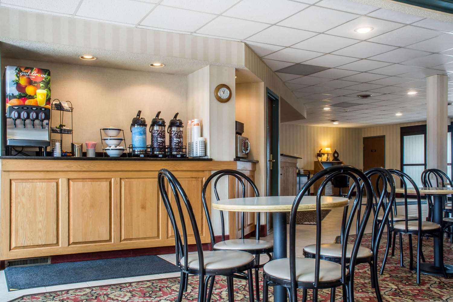 Quality Inn & Suites Mansfield 10/18