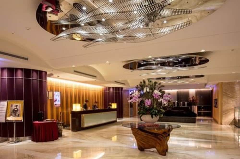 FULLON HOTEL KAOHSIUNG 10/50