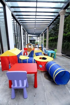 Royal Padjadjaran Bogor 27/28