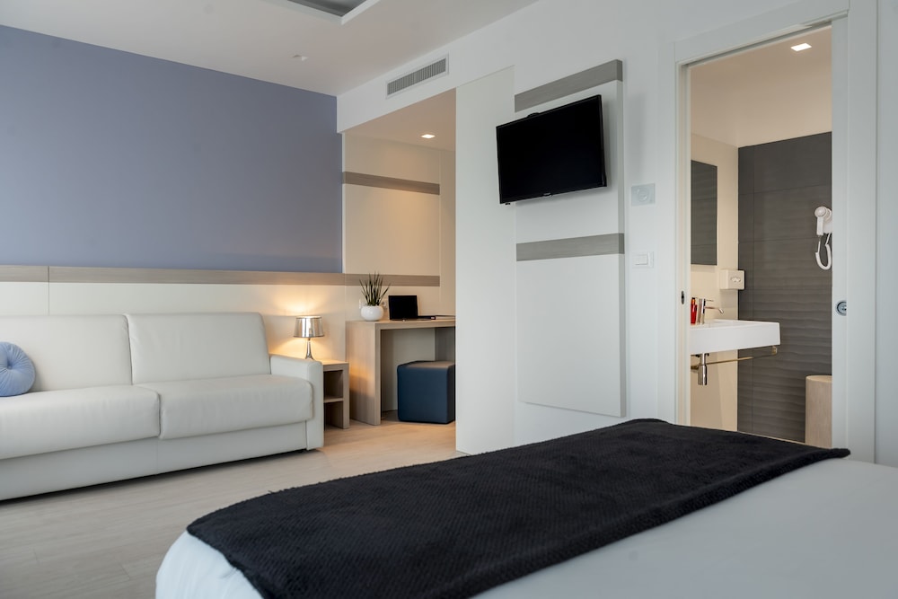 Hotel Delle Rose 38/50