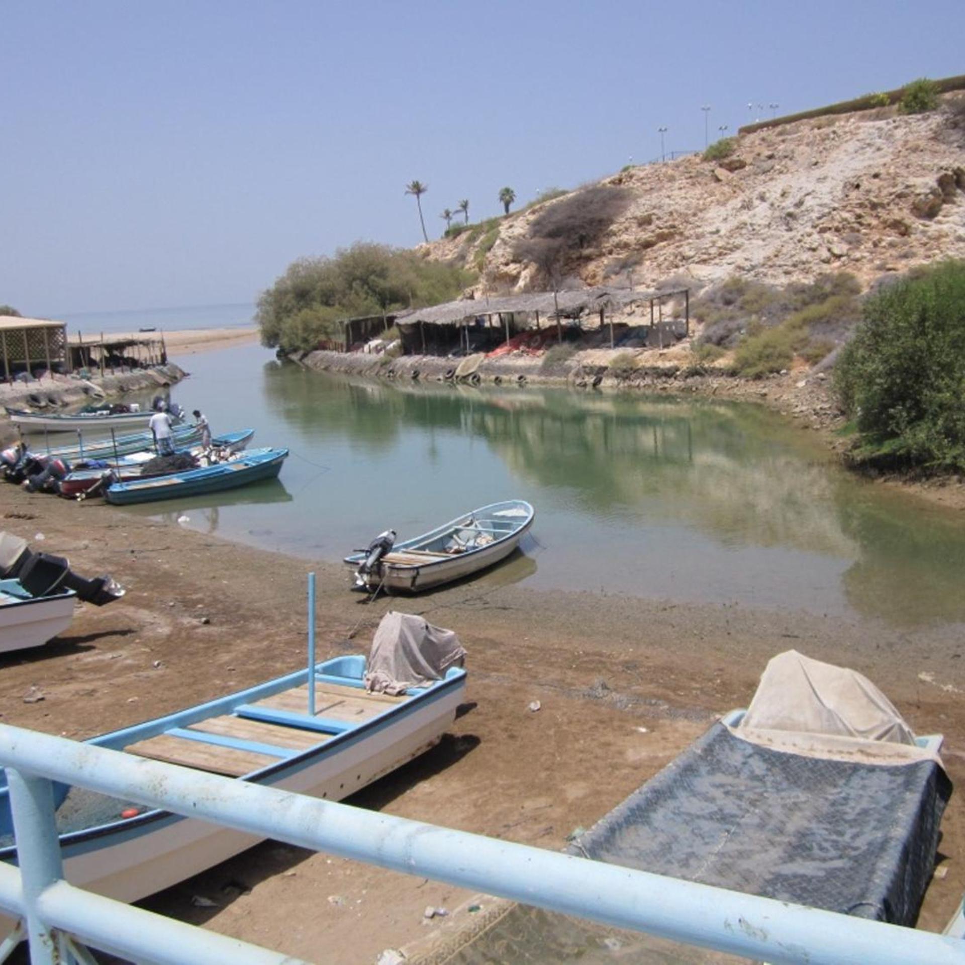 Qurum Beach Hotel 30/33