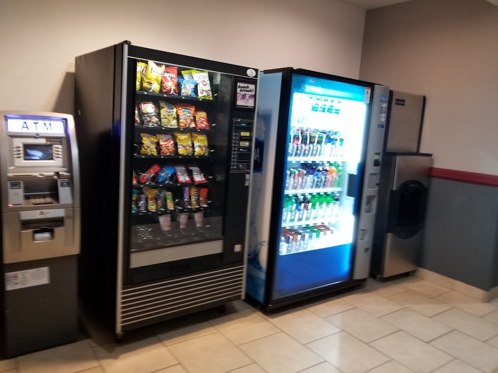 Grand View Inn And Suites 20/65