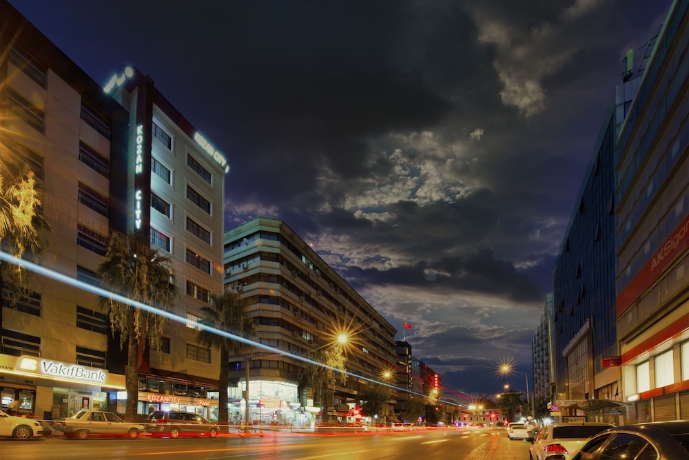 Kozan City Hotel 4/70