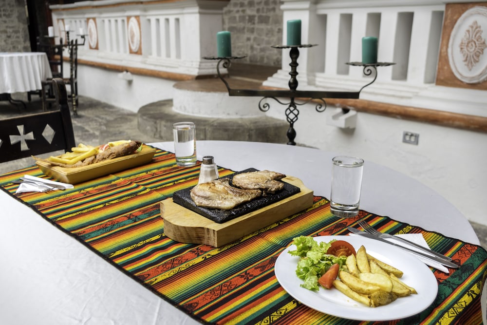 Villa de Tacvnga Hotel 33/50