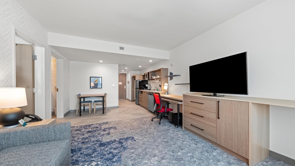 Home2 Suites by Hilton Pasco Tri-Cities Airport 50/57