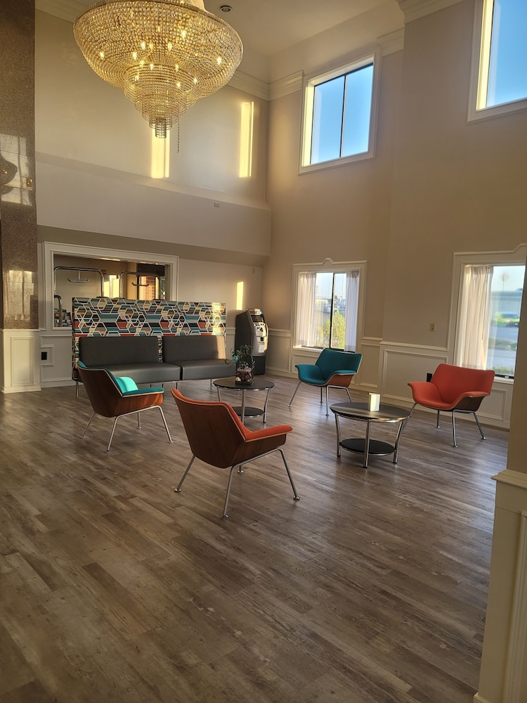 Baymont by Wyndham Houston Brookhollow 59/80