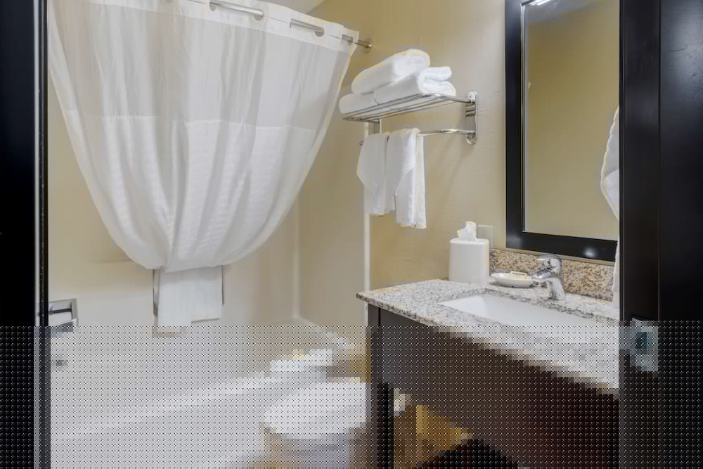 Best Western Cascade Inn & Suites 17/54