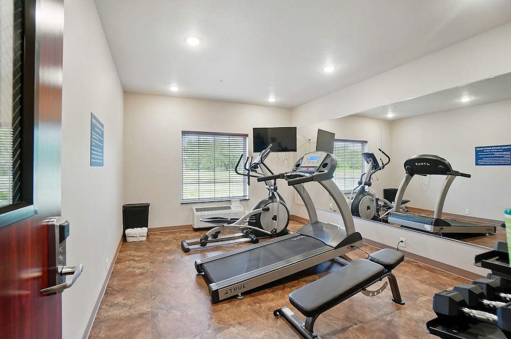 Cobblestone Hotel & Suites - Russells Point at Indian Lake 18/50