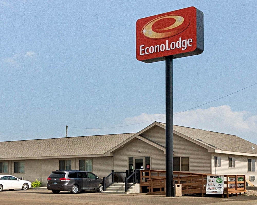 Econo Lodge Jamestown, ND 2/24