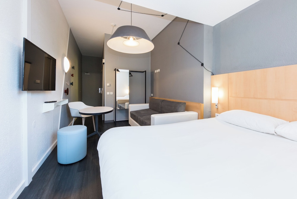 Ibis Sisteron 17/53