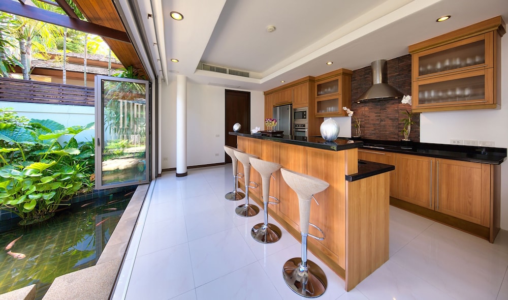 Baan Kularb 10/34