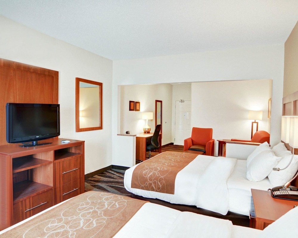 Comfort Suites Longview North 20/55