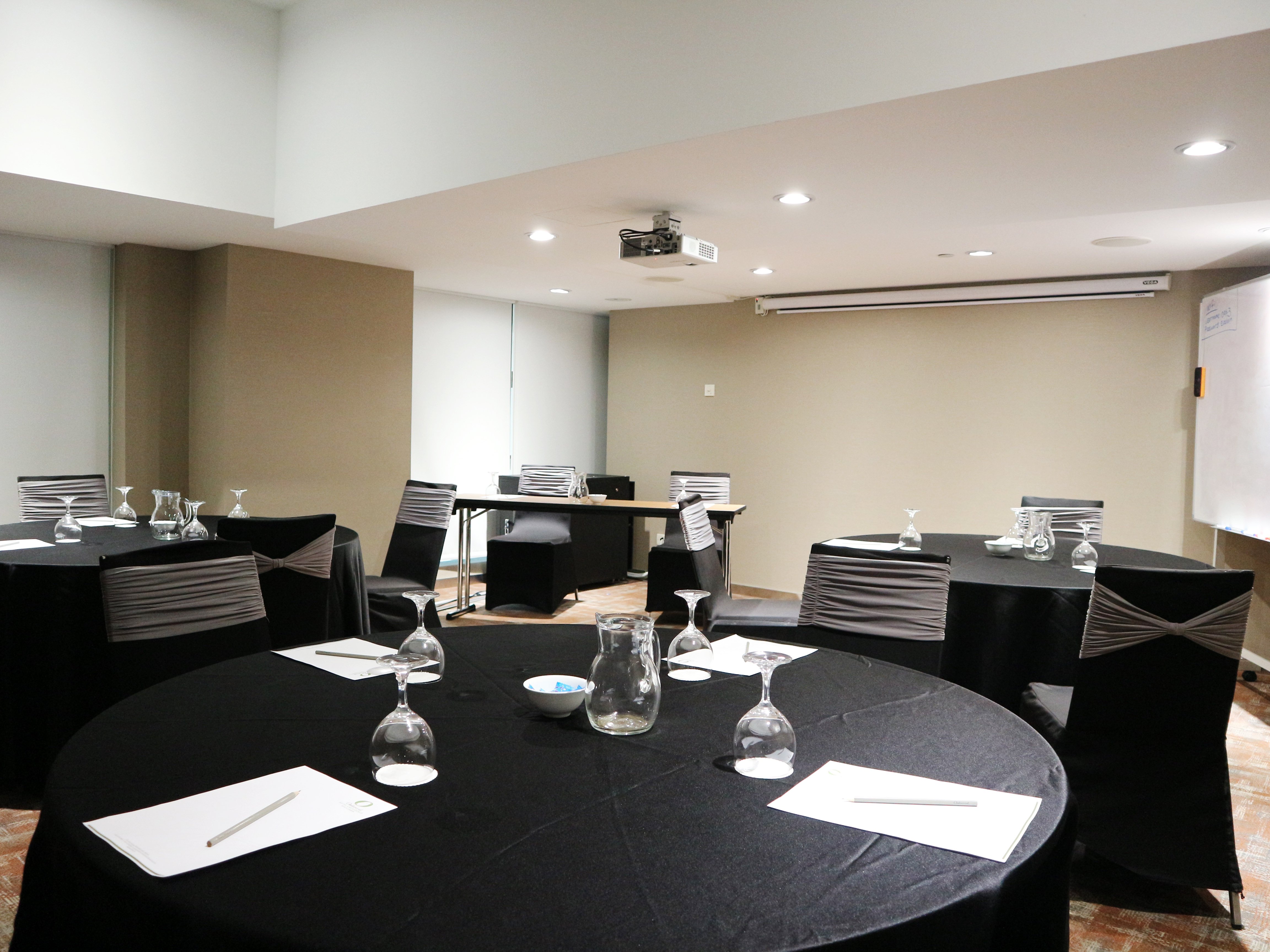Oakwood Hotel and Residence Kuala Lumpur 30/34