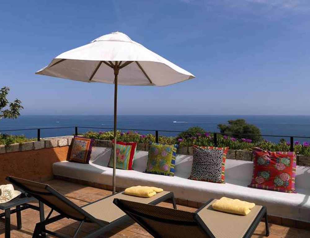 Hotel Il Pellicano 7/83