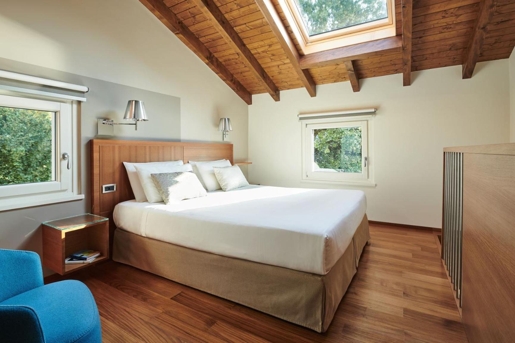 Suite, Two Story