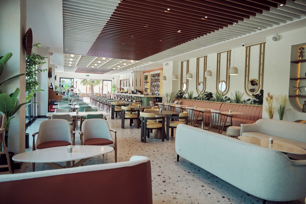Parmos Otel 28/50