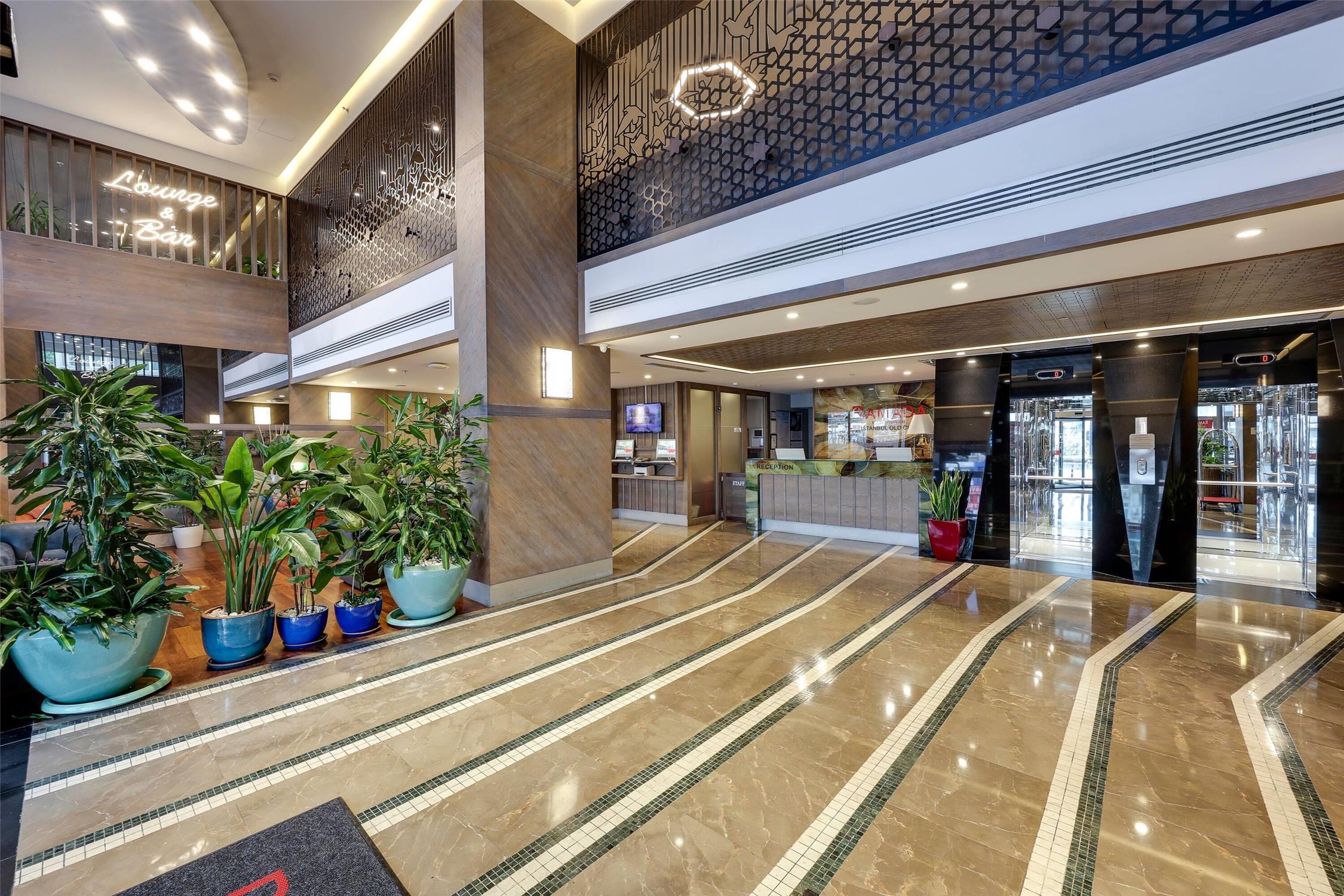 Ramada by Wyndham Istanbul Old City 8/55