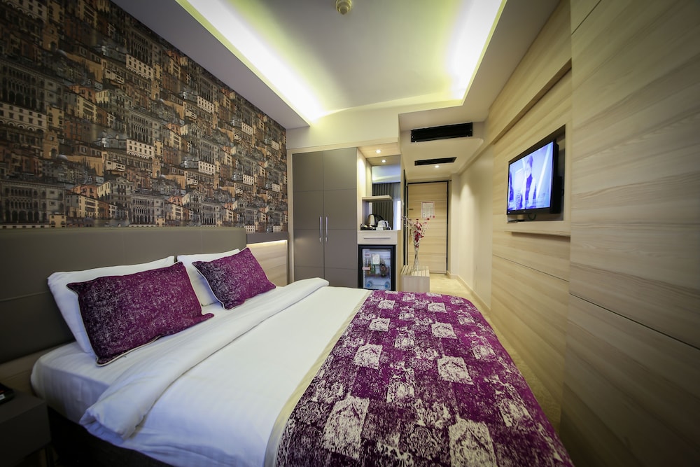 Asya Hotel 7/41